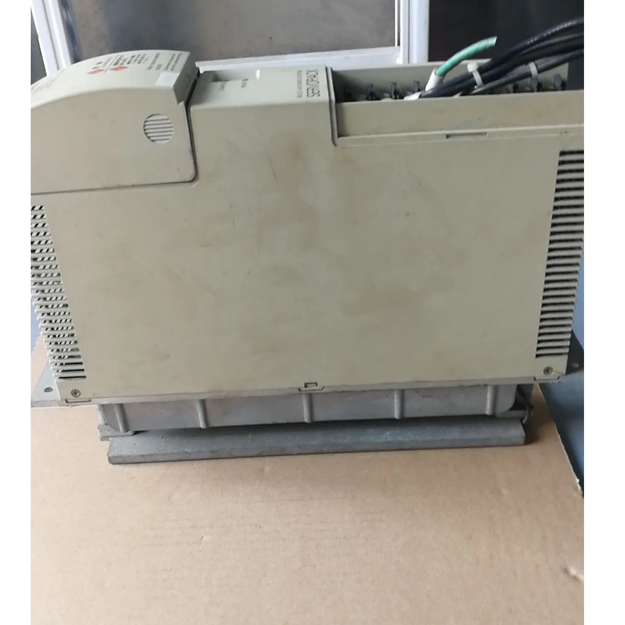 Servoazionamento JUSP-ACP15GA Con garanzia