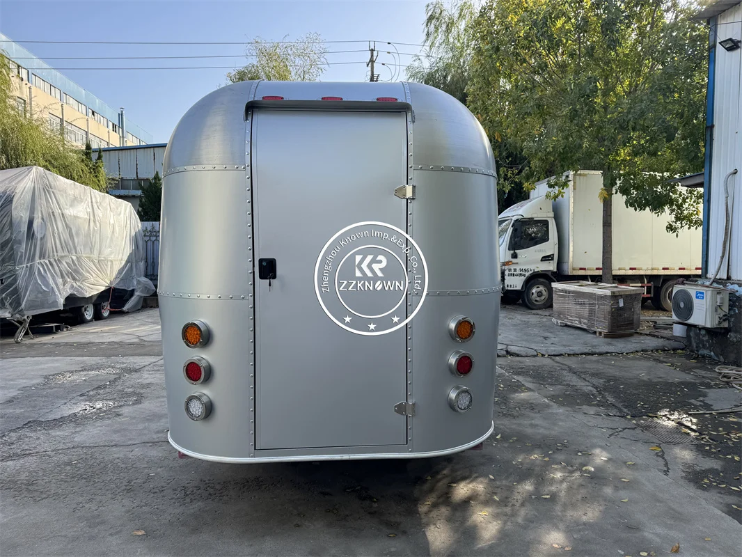 Customized AirStream Food Cart Truck Cart Concession Coffee Trailer with Full Kitchen with DOT VIN