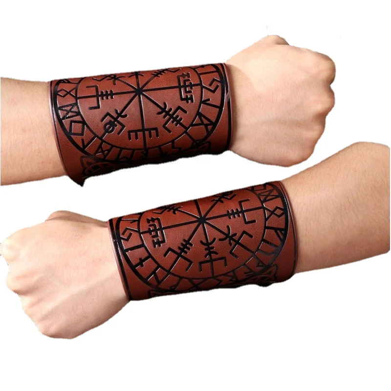 2022 Toten Design Nordic Viking Odin Compass Bangles for Man Riding Protective Gear Embossed Wide Leather Wristband Punk Jewelry