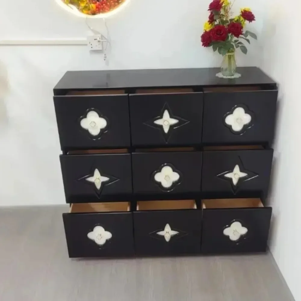 Vintage four-leaf clover shell chest 9-bucket medieval dining side bedroom storage designer