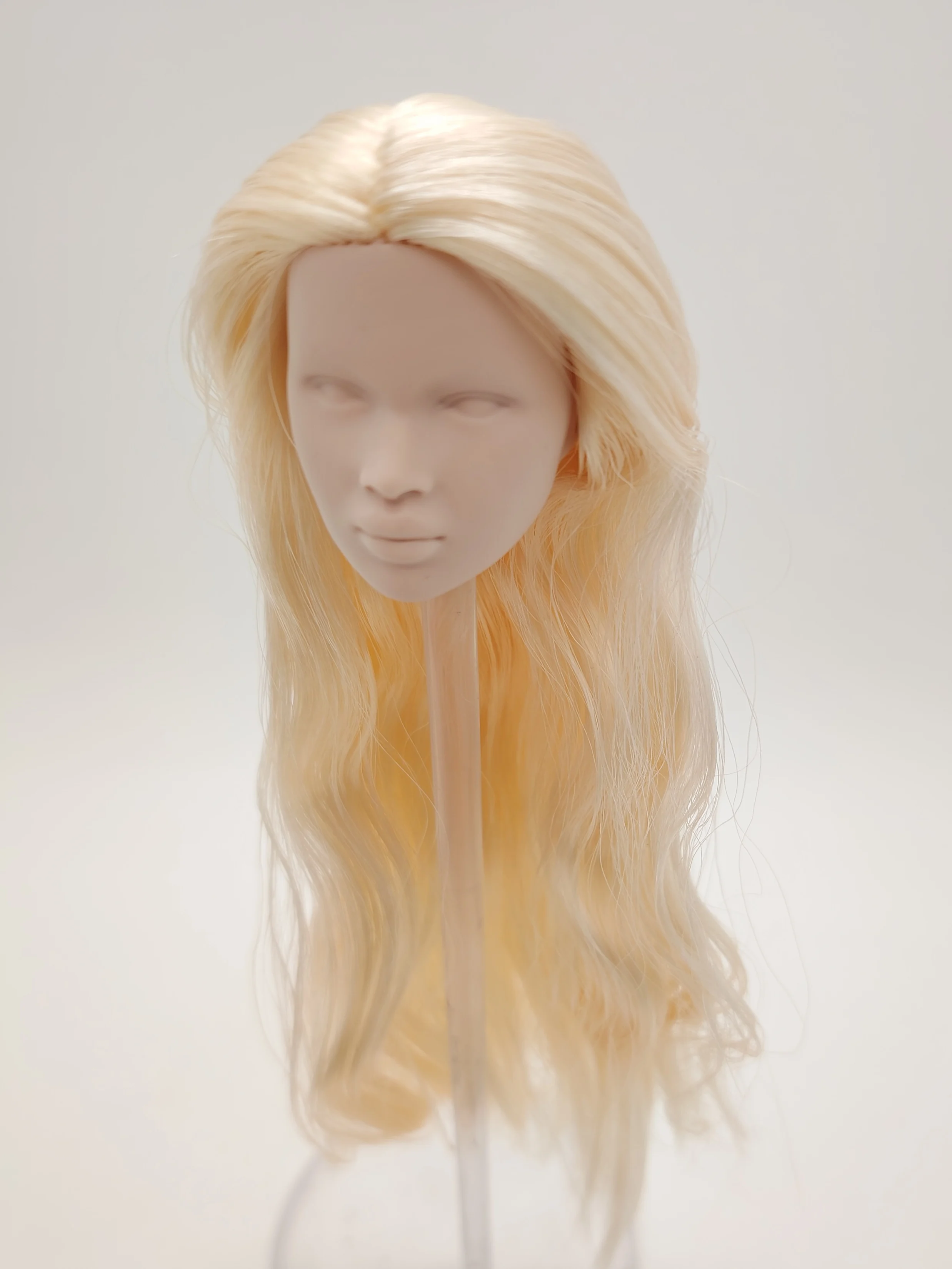 Fashion Royalty 1/6 Scale Nadja Rhymes Japan Skin Blonde Hair Integrity Unpainted Doll Head