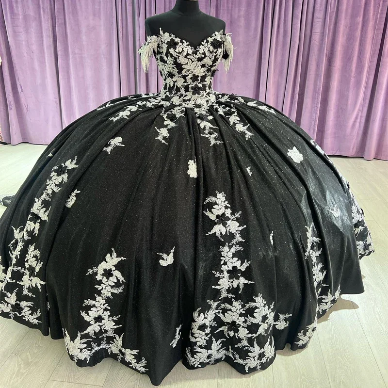 Balck Ball Gown Sweet 16 Quinceanera Dress Off The Shoulder Shiny Appliques Lace Beads Ruffles Vestido De 15 Anos Court Train