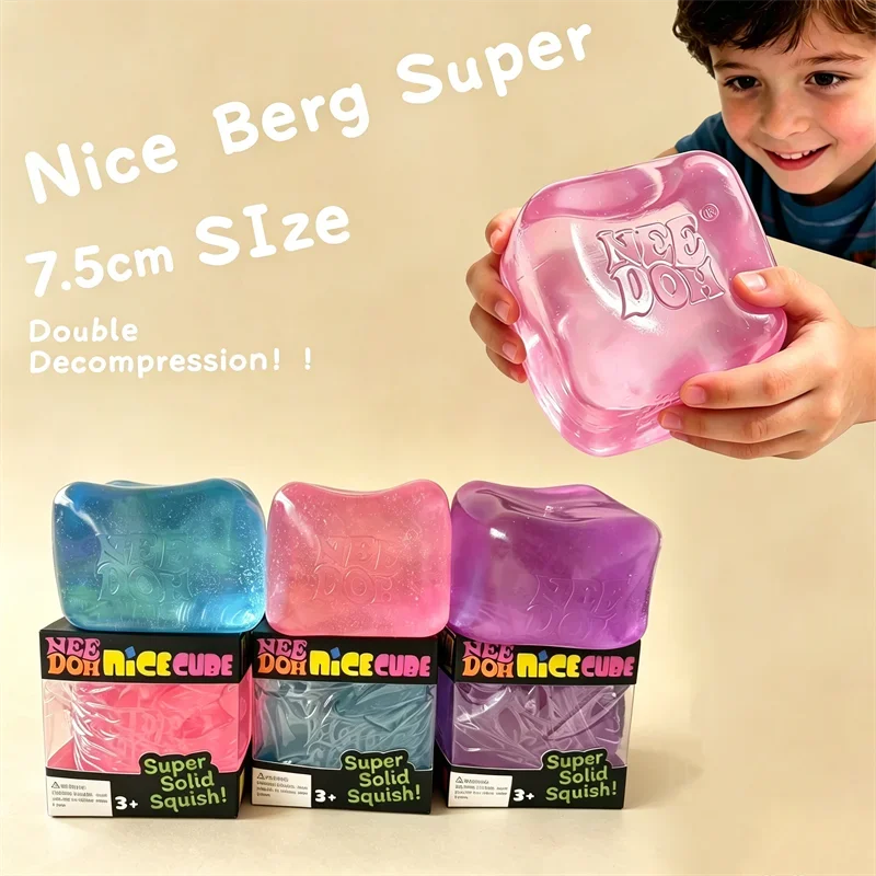 Cubo Sensorial Gigante Needoh Nice Berg de 7,5cm, Pacote com 4 Cubos Mini, Brinquedo Sensorial Anti-Estresse e Anti-Ansiedade com Recuperação Lenta