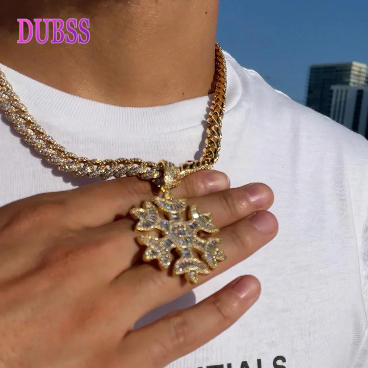 

Dubss Baguette Snow Flower Necklace for Men Iced Out Pendant Real Gold Plated Hip Hop Fashion Jewelry Bling Charms