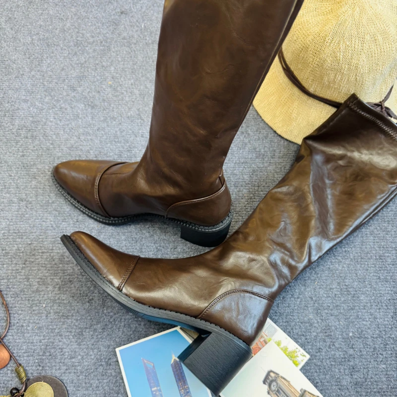 

Универсальные сапоги до колена из искусственной кожи большого размера в стиле ретро, новинка 2025, женская обувь, женские сапоги на квадратном каблуке с острым носком на молнии