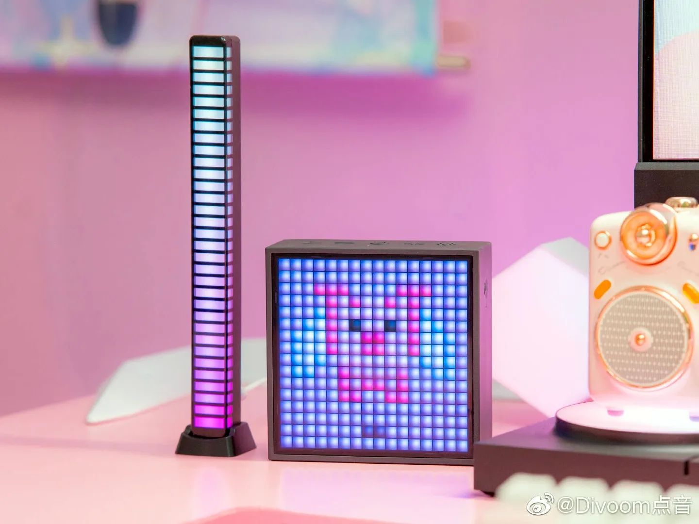 Divoom Timebox Evo Pixel Wireless Bluetooth Speaker Clock Alarm Programmable LED Display Portable Speaker