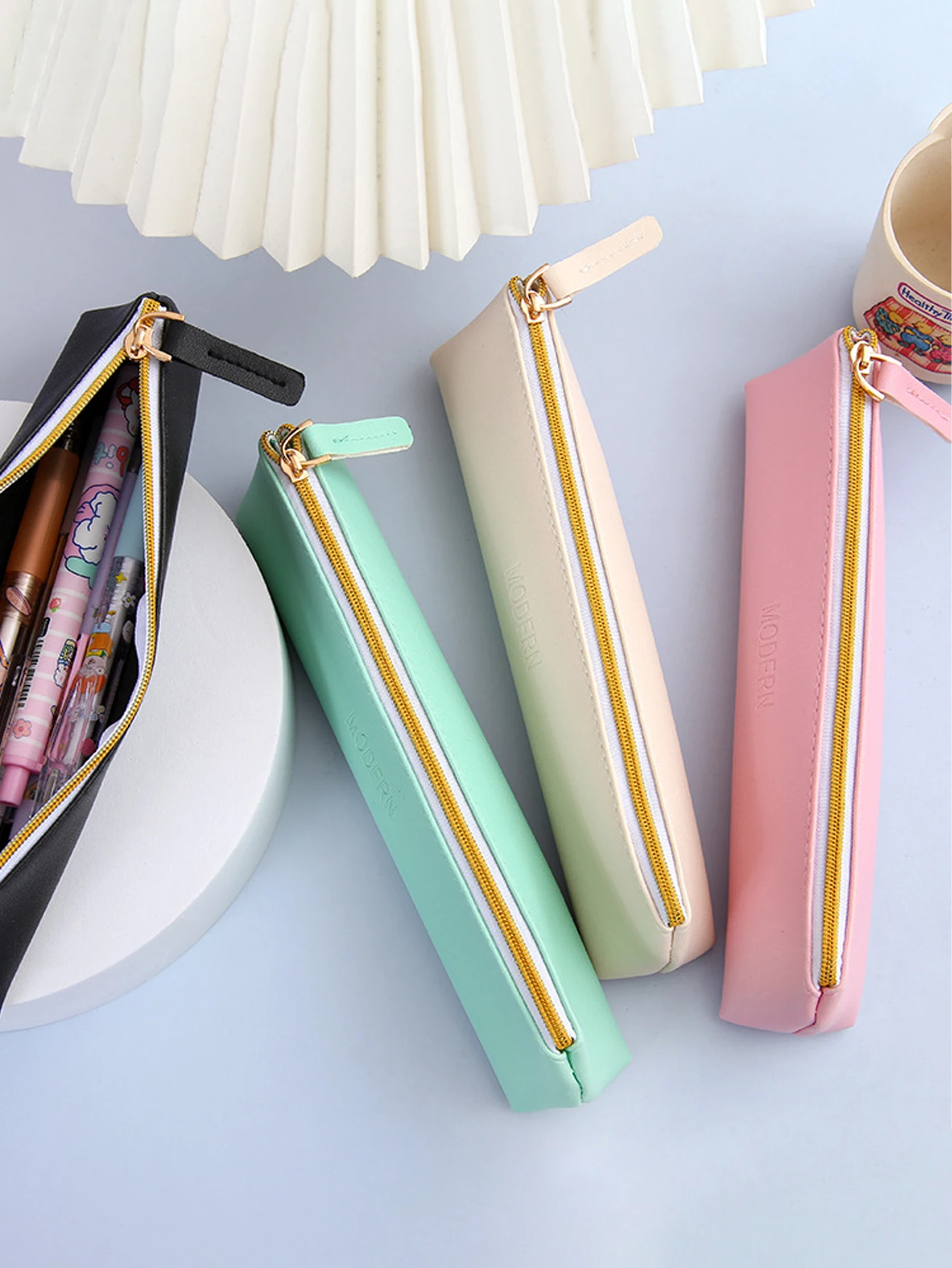 

1pc Portable One Simple Pencil Case Waterproof Leather Stationery Bag with Durable Design Easy to Carry home Organize storage