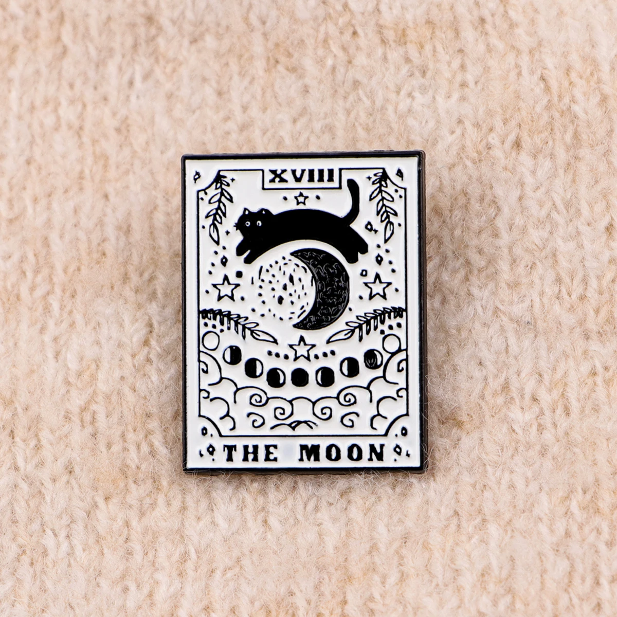 Black Cat Enamel Pin Gothic Tarot Brooch Pines Lapel Pins Badge on Backpack Clothing Accessories Witch Jewelry Friends Gifts