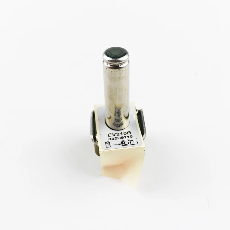 EV210B series direct-acting 2-position 2-way solenoid valve 032U5710 Danish   body brand new original