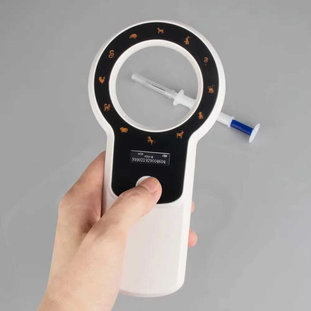 

Rechargeable 134.2KHz FDX-A EMID Pet Animal Microchip Scanner for Puppy Cow Pig Ear Tag 0-3m Reading Distance Animal Management