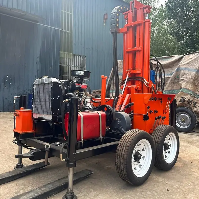 Maßgefertigte 200m Tiefbrunnen-Rotationsbohranlage Diesel-Hydraulische Tragbare Rad- und Raupenbohrmaschine