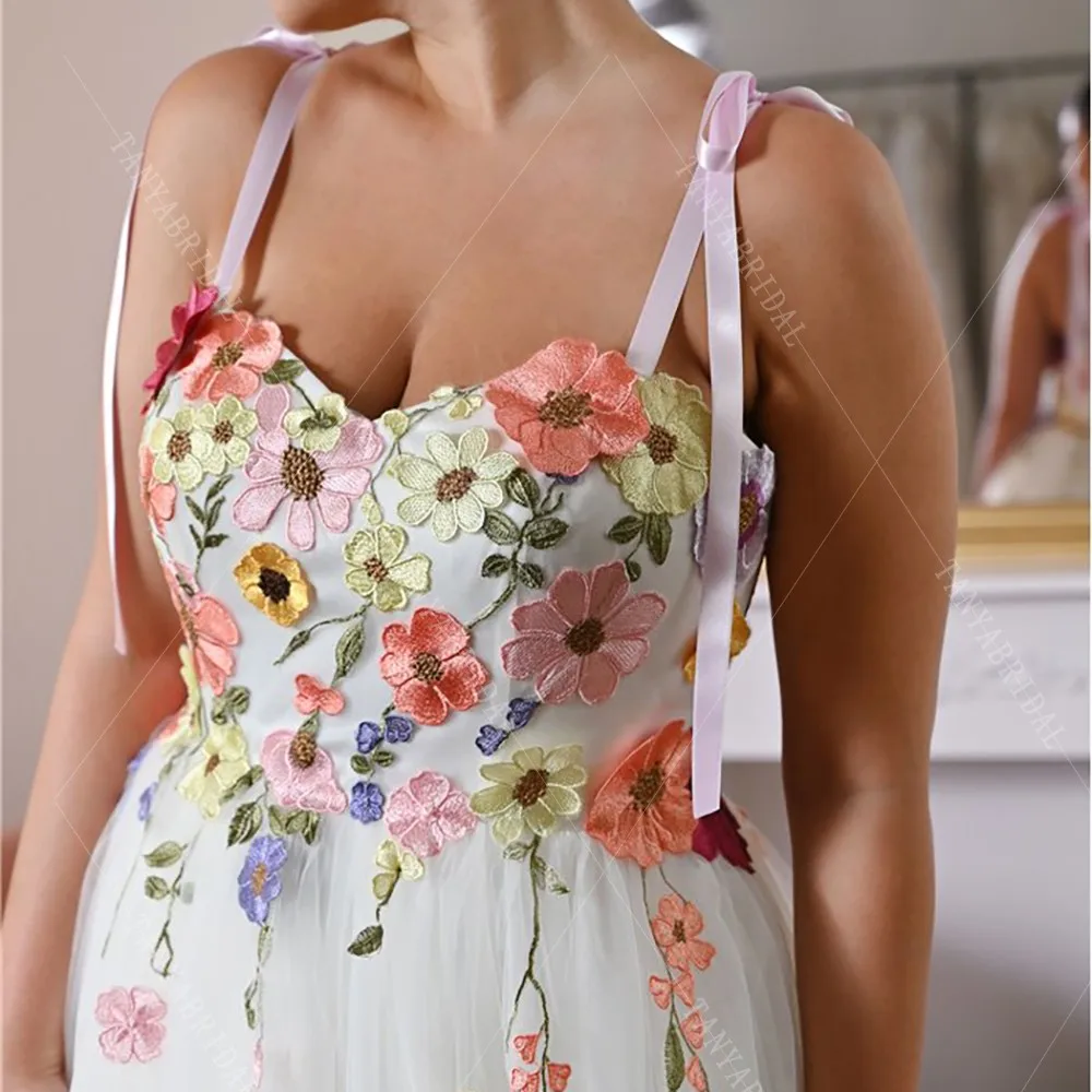 Vestido de novia colorido personalizado, vestido de novia romántico con flores en 3D, tirantes finos, tul, línea A, vestido de novia Floral TSWD525