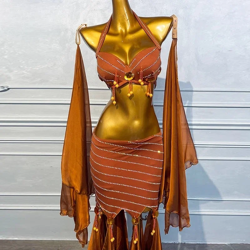 set di gonna lunga con nappa per reggiseno con stampa a caldo in chiffon di cotone romano color caramello da donna