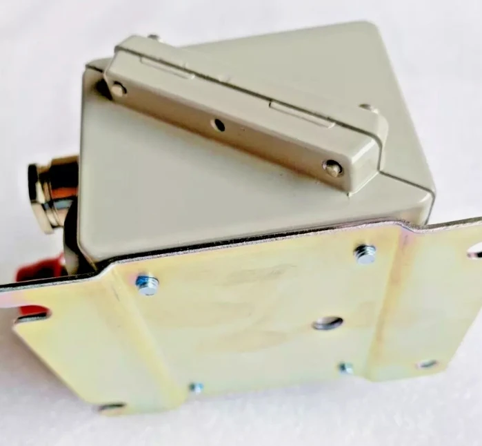 Оригинальный датчик давления 084G2109 EMP 2 084G2109 0–10 бар 084G2108 084G2111 Stock