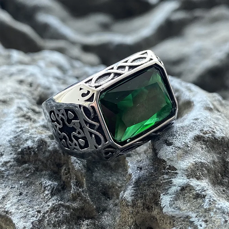 Classic New Green Glass Stone Vintage Stainless Steel Rings Unisex Gift For Men Geometric Metal Nordic Gothic Jewelry Wholesale