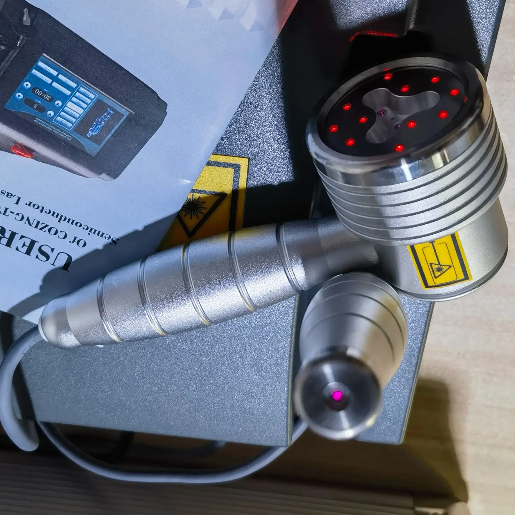 

Portable HLKGO Low Level Laser Therapy Device for Sports Injuries, Sprains, Pain Relieve Bruises and Inflammation