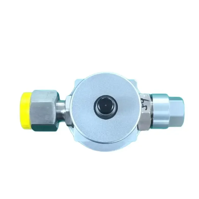 

Wireless Remote SF6 Density Sensor | GIS Circuit Breaker Alarm Real-Time Monitoring Pressure Sensor IP65 Protection -0.1-0.9MPa