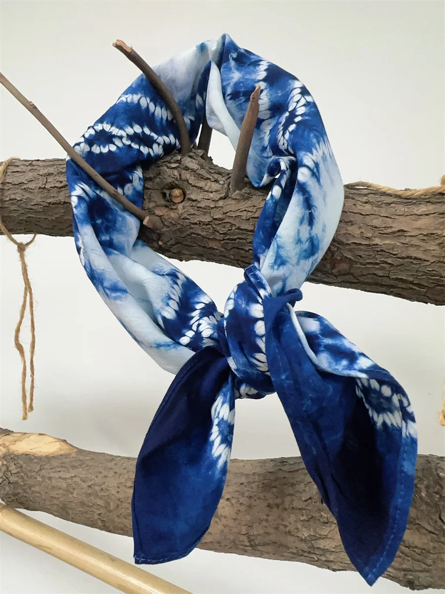 

65*65cm White and Blue Color Handkerchief Scarf For Women Small Squre Plant Tie-dye Scarfs Female Square Bandana Head Scarves