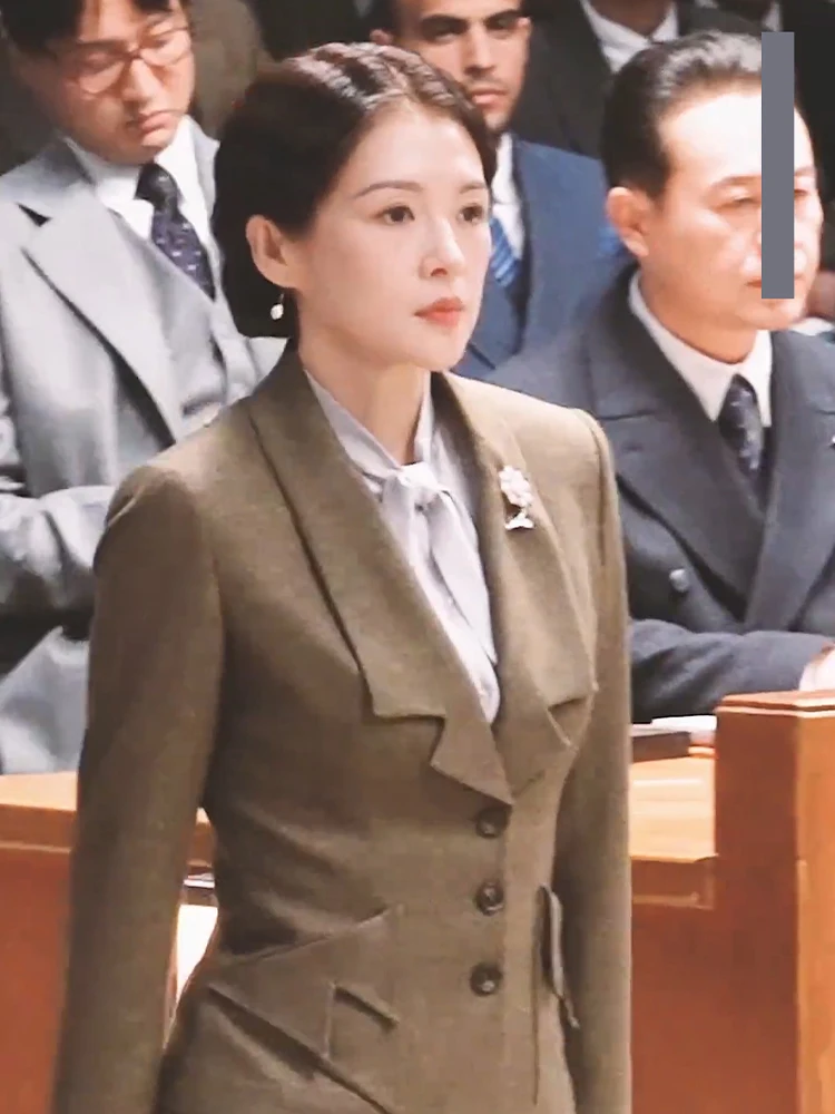 

Elegant Brown Yellow Outerwear Shirt Half Skirt Set Powerful Atmosphere Zhang Ziyi 2024 Spring New Style Commute Wind Fashion