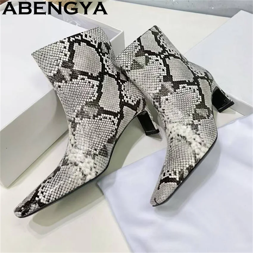 

ABENGYA Pointy Toe Mid Heel Ankle Boots Women Genuine Leather Chelsea Short Boots Winter Runway Slim Fashion Week Boots Woman