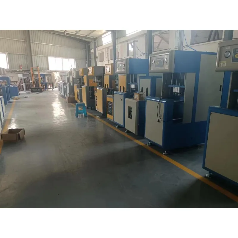 Semi-Automatic Two-Chamber Blowing Machine, Easy Operate for 10ml-3L PET Plastic Bottle Production