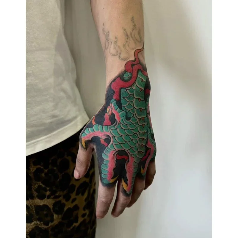 

Old school Mighty Dragon Temporary Tattoos Scales Waterproof Fake Tattoo Sticker Body Art Transfer Tattoo for Woman Man Arm Hand