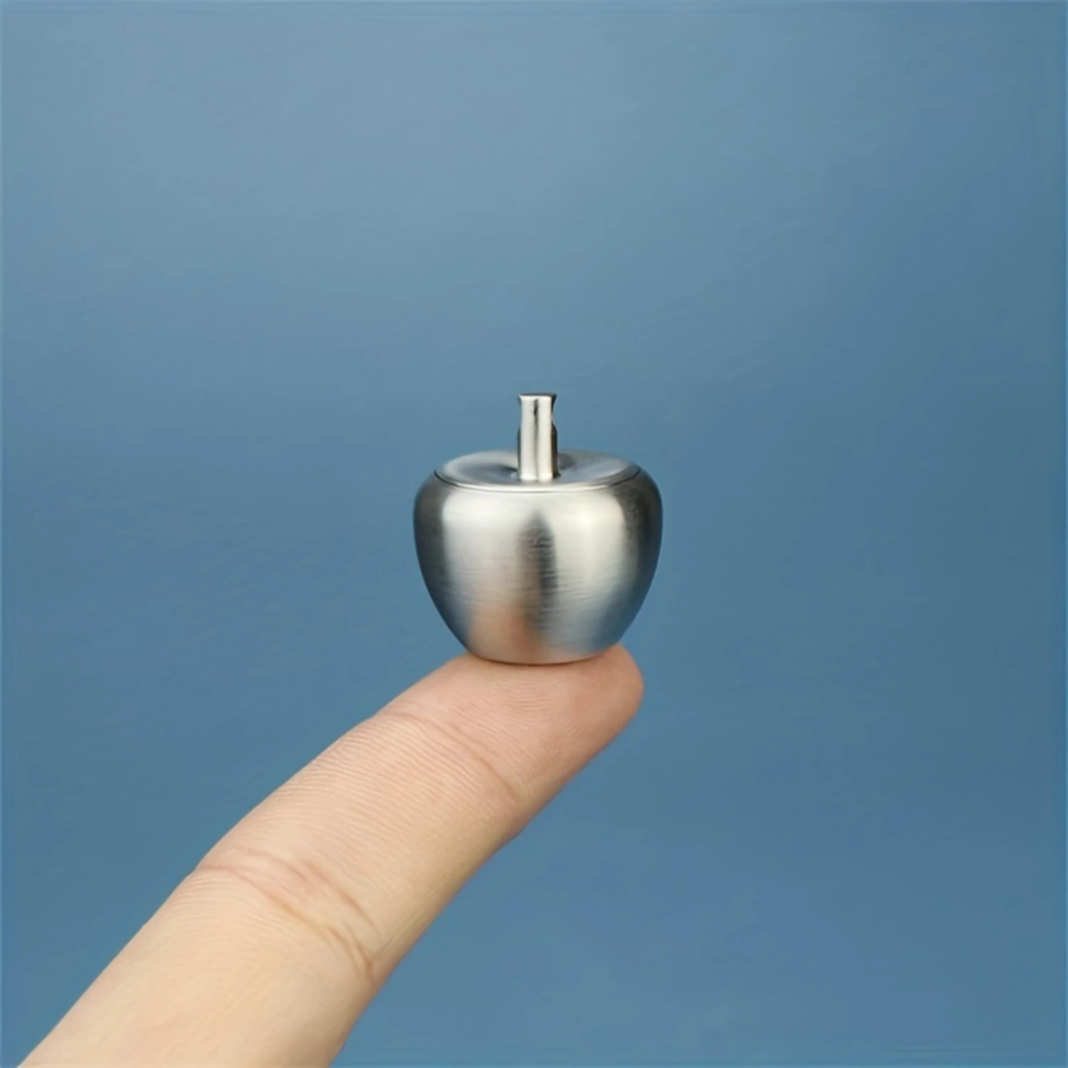 휴대용 알약 정리함 - 내구성이 뛰어난 스테인레스 스틸 구조로 편리하게 약을 휴대할 수 있으며 공간 절약형 포장 큐브