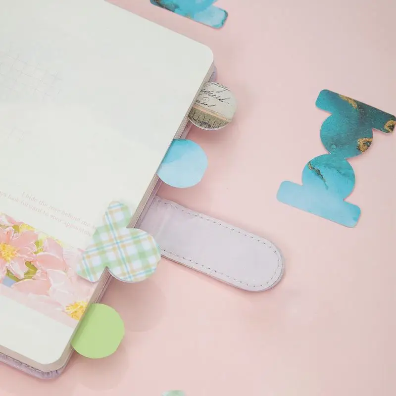 เครื่องเจาะกระดาษแท็บดัชนีแท็บด้วยตนเองของเล่นเจาะกระดาษเพื่อการศึกษาผู้ที่สนใจสมุดภาพเครื่องมือเจาะกระดาษเครื่องเขียนสำหรับโรงเรียนสำหรับงานหัตถกรรม