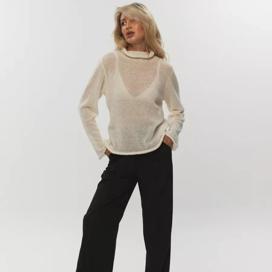 2025 Autumn New Women's Hollow-out Sweater Ins Style Soft and Loose Knitted Long-sleeve Overgarment - Image 5