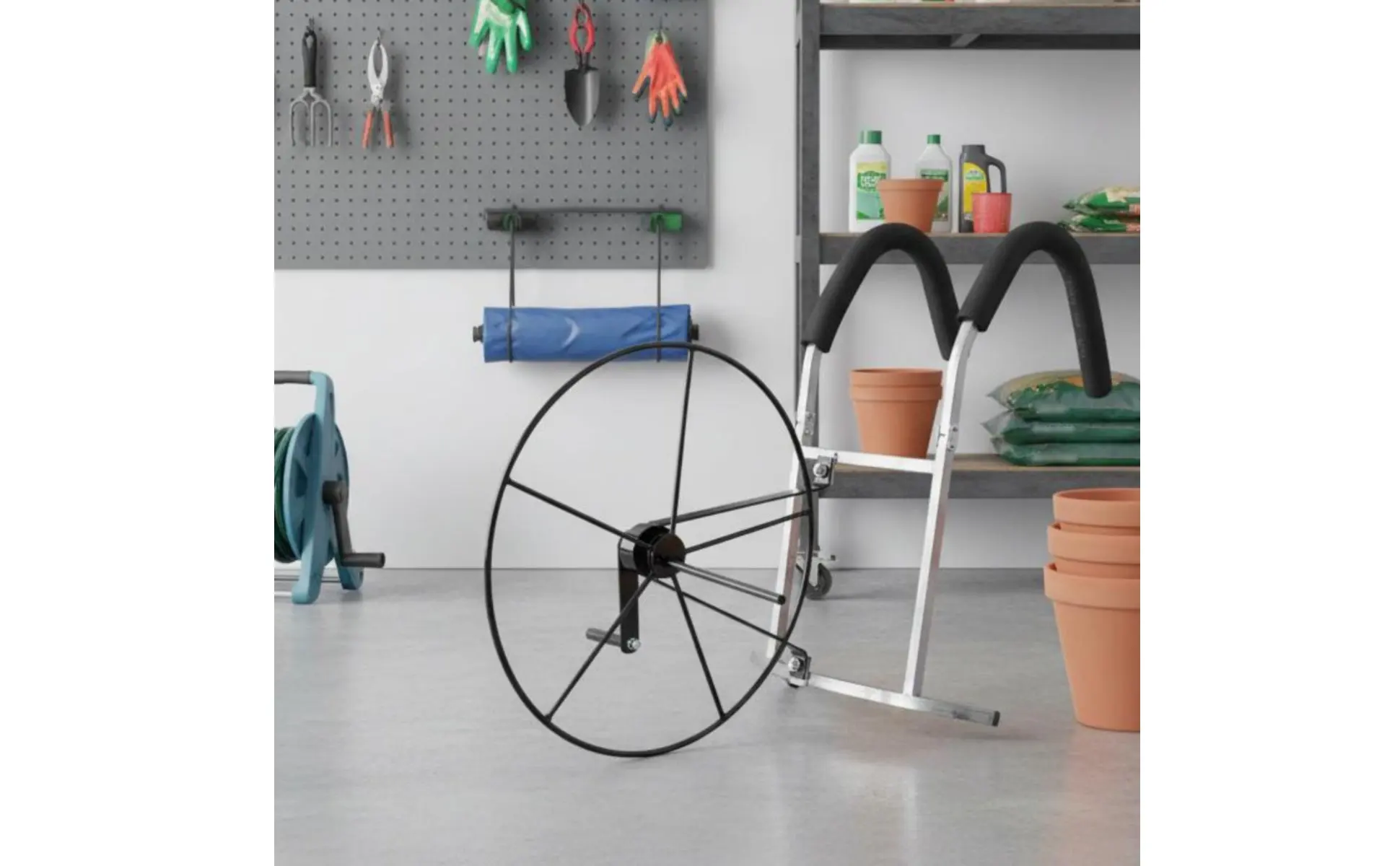 Shoulder-Carried Hose Reel Portable Hand-Crank Hose Winder Manual Irrigation Pipe Spool Sturdy Steel Construction Farming Tool