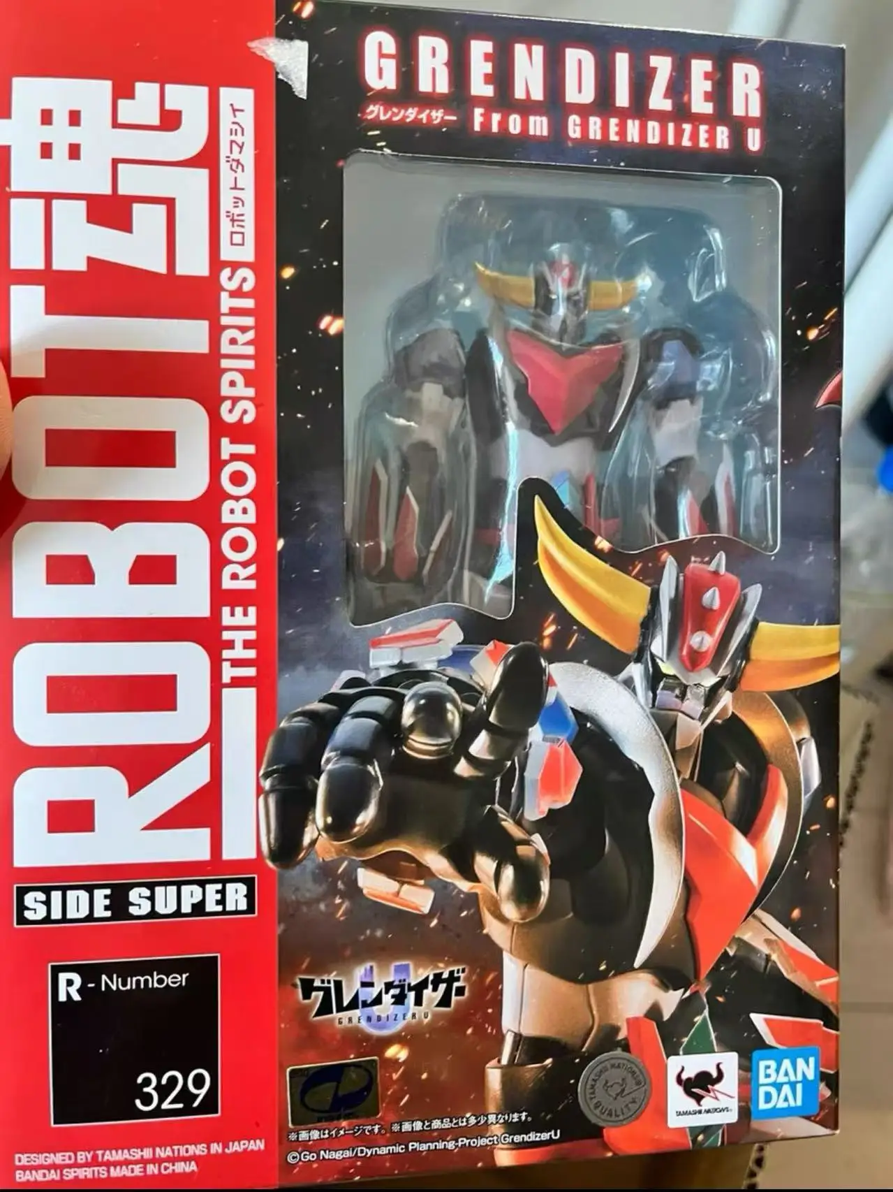 

Bandai THE ROBOT NUMBER 329 GRENDIZER From GRENDIZER U Anime Full Action Assembly Figure Model Original Box Toy Gifts for Kid