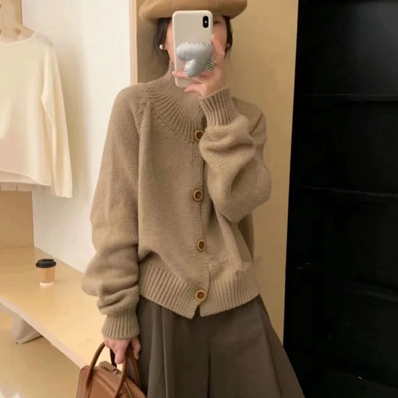 Automne hiver épais chaud col roulé chandails femmes solide Style paresseux lâche tricoté Cardigan femme coréenne décontracté court pull