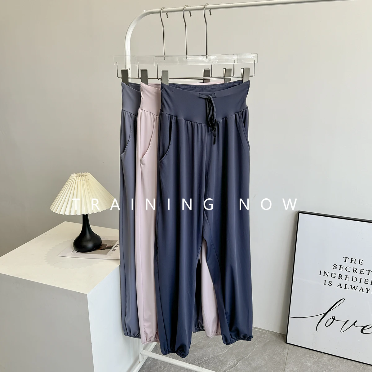 

Loose sports trousers for women in summer thin running and exercise yoga pants high waist tying feet to make them look slimming