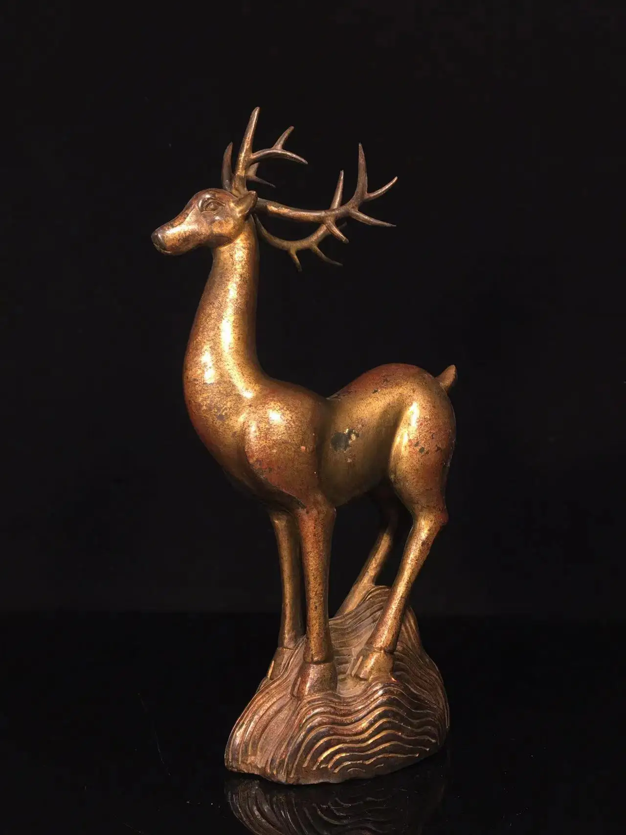 Collection old Chinese copper Put on the deer statue,30cm(H)