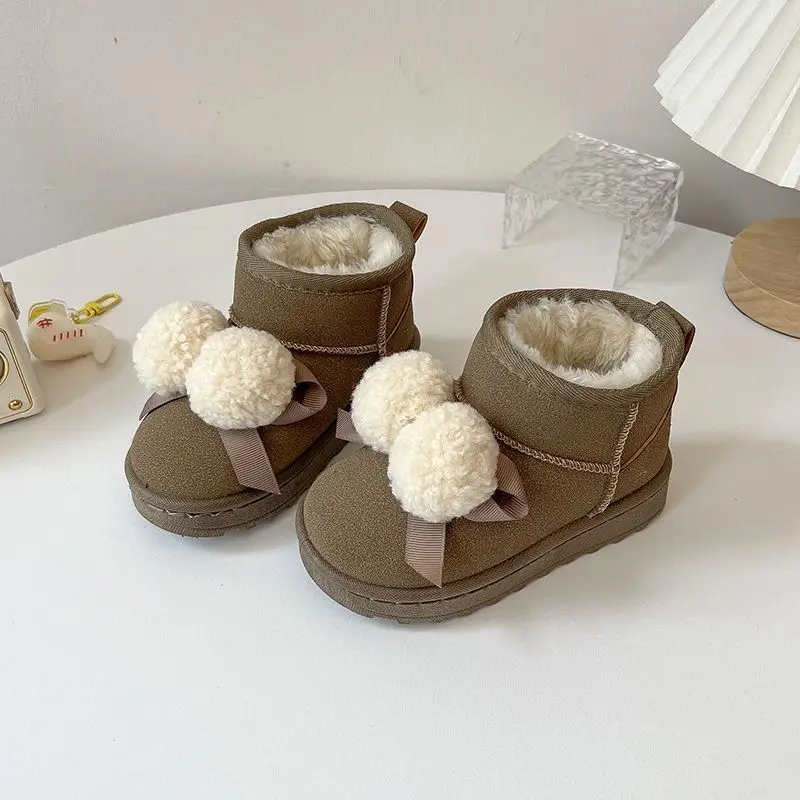 Bonito pompom meninas botas de neve inverno sólido plutônio pelúcia grosso crianças botas de princesa quente deslizamento em não deslizamento crianças tornozelo sapatos