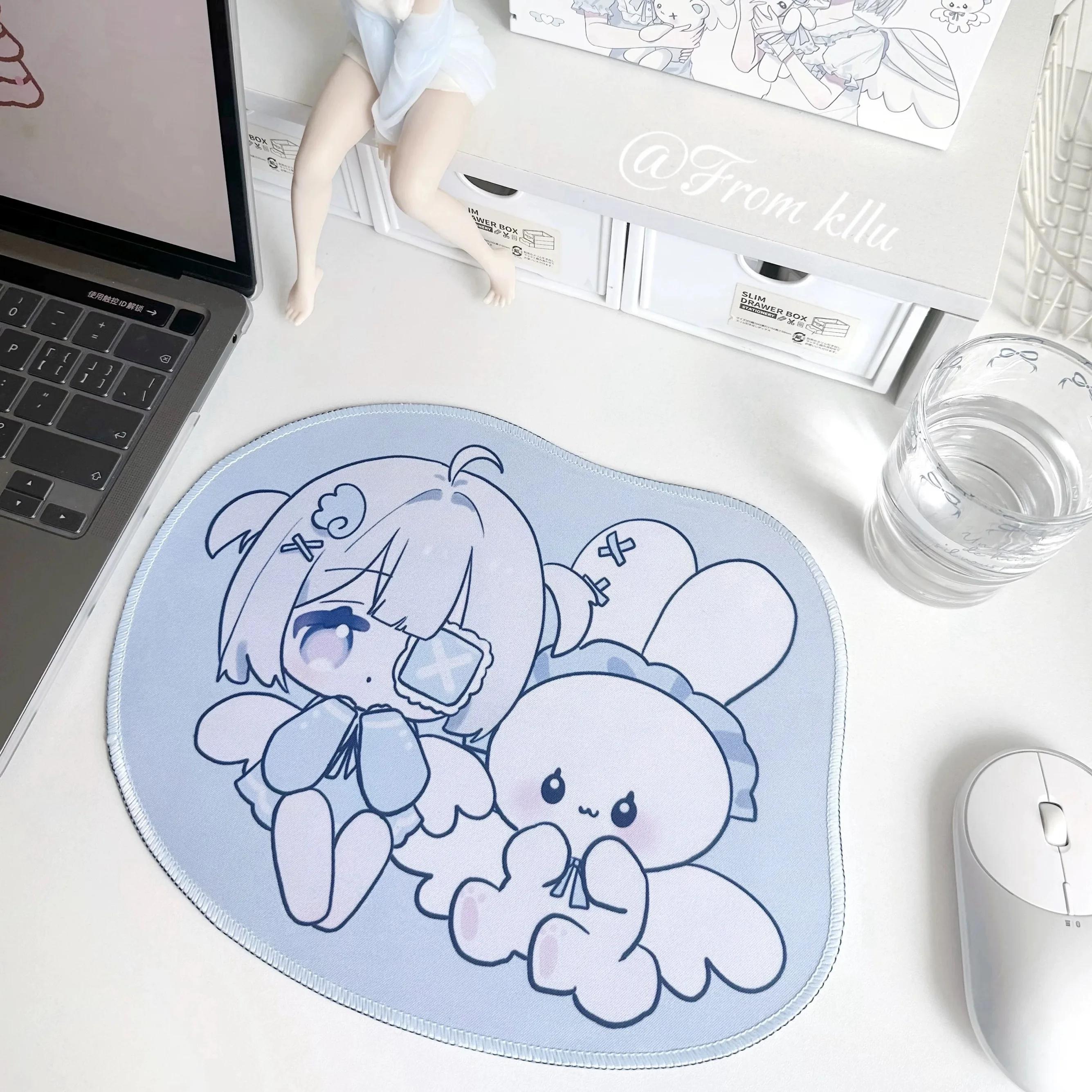 Original water-coloured dream cloth cute alien mouse pad, rubber bottom non-slip