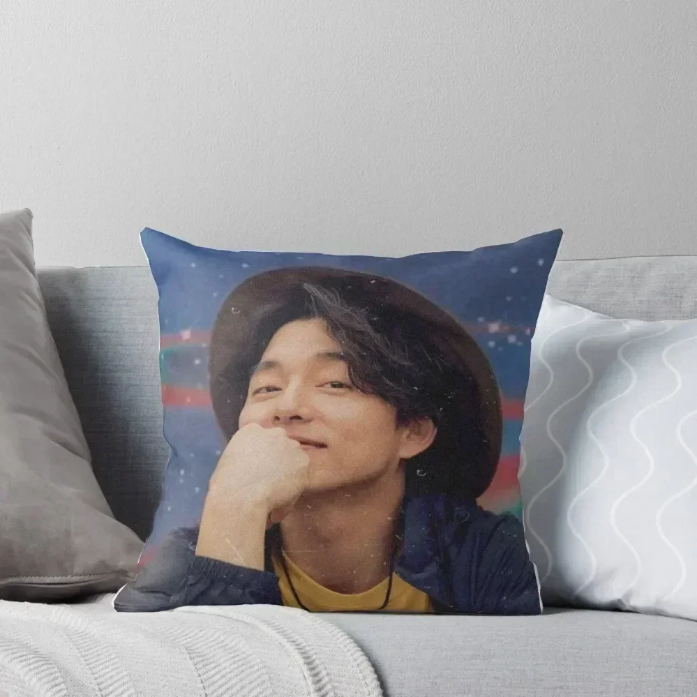 

Gong Yoo Throw Pillow Pillowcases Bed Cushions christmas ornaments 2025 Custom Cushion Photo pillow
