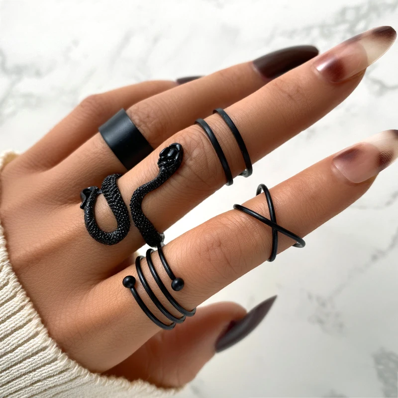 Trendy 22pcs Heart Black Rings Set For Women Vintage Geometric Cross Pearl Butterfly Finger Rings Women\'s Fashion Party Jewelry