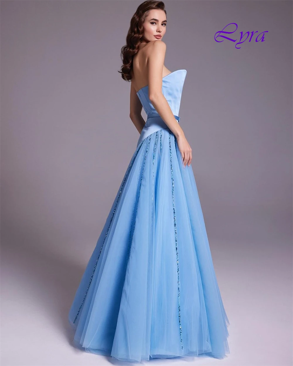 Vestido de noite elegante sem alças personalizado e vestidos clássicos de organza para ocasiões especiais e vestidos de baile sem mangas com temperamento