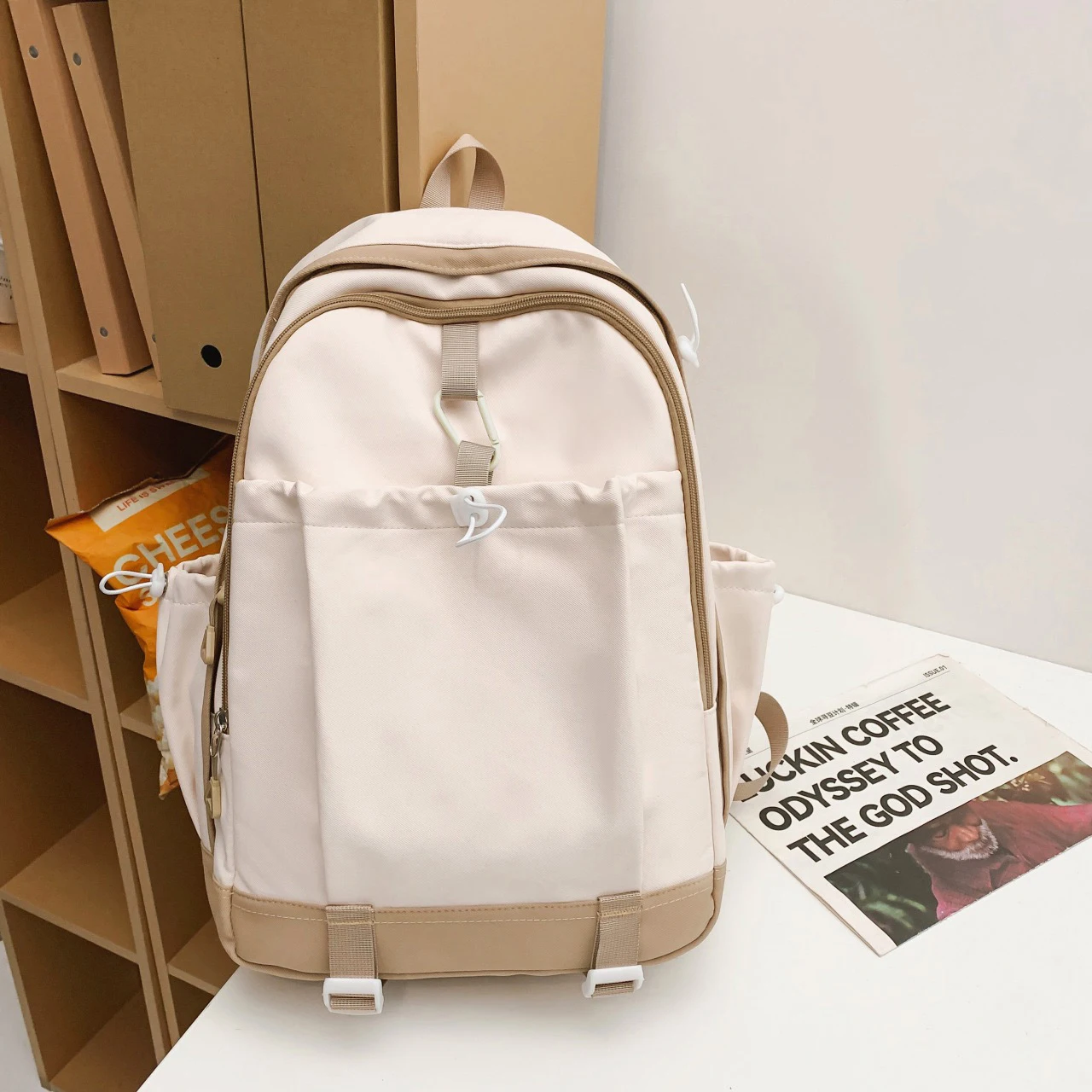 

Lightweight, simple and cute backpack, suitable for female college students' daily outings with casual backpacks