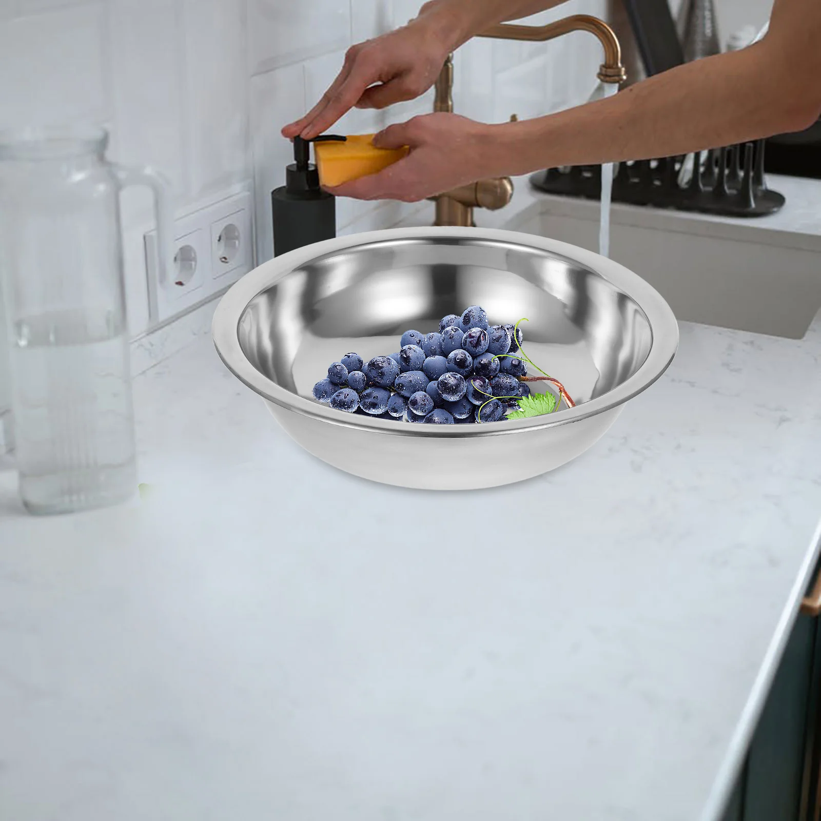

1Pcs Stainless Steel Salad Mixing Bowl Deep Thick Vegetable Washing Pot Multipurpose Kitchen Tableware Easy Cleaning