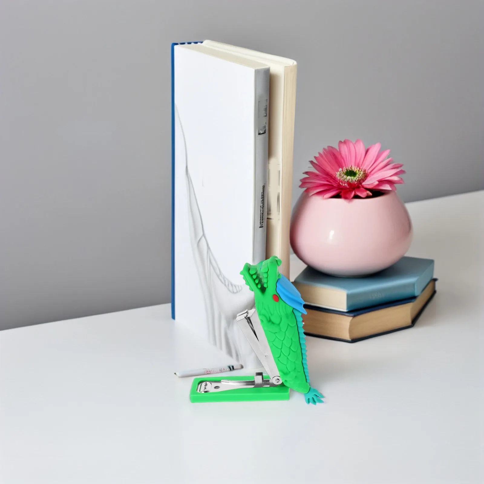 

Dragon Cute Cartoon Manual Stapler For Office Desk Stationery Portable Mini Stapler Students Kids Classroom Paper Fastener