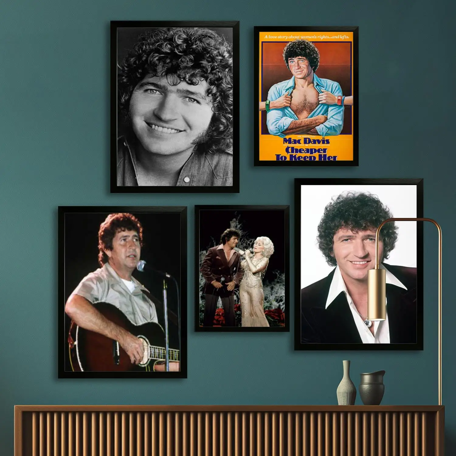 Mac Davis Canvas Art Poster and Wall Art, Picture Print, Modern Family Bedroom Decor, Posters,Decorative painting