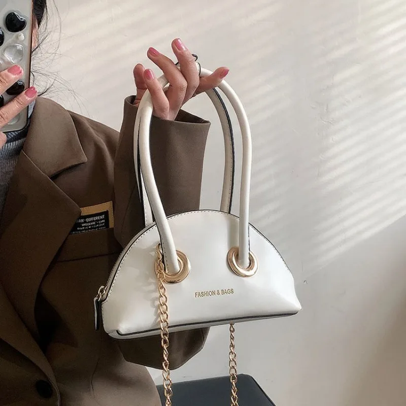 

​​2025 Summer Womens Mini Lipstick Bag Unique Shell Crossbody Purse Casual Stylish Shoulder Bag Versatile Small Handbag​