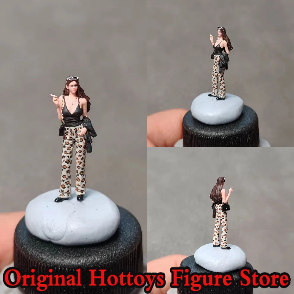 

1/64 Scale Female Soldier Fashion Cool Girl Mini Painting Sculpture Full Set About 2.7cm Action Figure Model Doll Collection