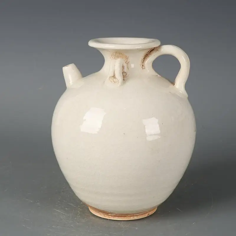 Vintage Chinese Dynasty Style White Porcelain Vase Double Handle Pot Retro Home Decor Living Room Desktop Ornament Gift
