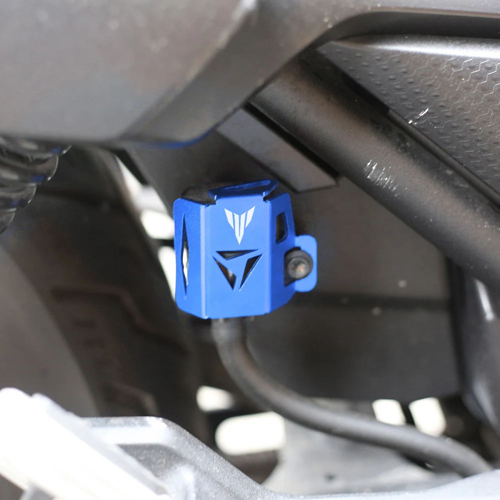 For Yamaha MT03 MT07 MT09 MT10 MT25 MT125 MT 03 07 09 10 25 FZ07 FZ09 Motorcycle Rear Brake Fluid Reservoir Cover Guard Parts
