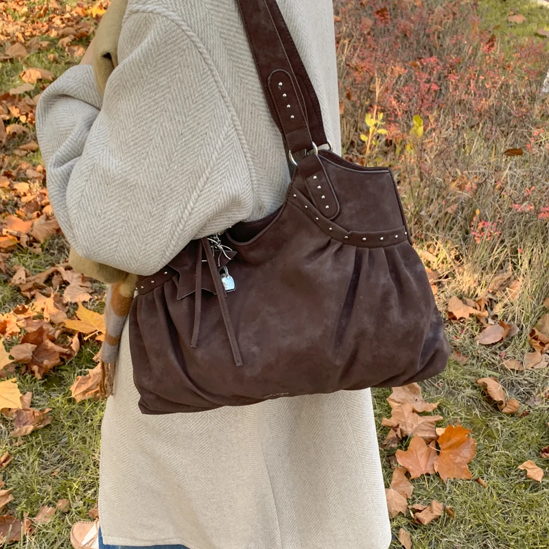 左側女性レトロソリッドカラー Pu レザーショルダーバッグ  - Luxury Bags Trend 2025 のレビューと価格