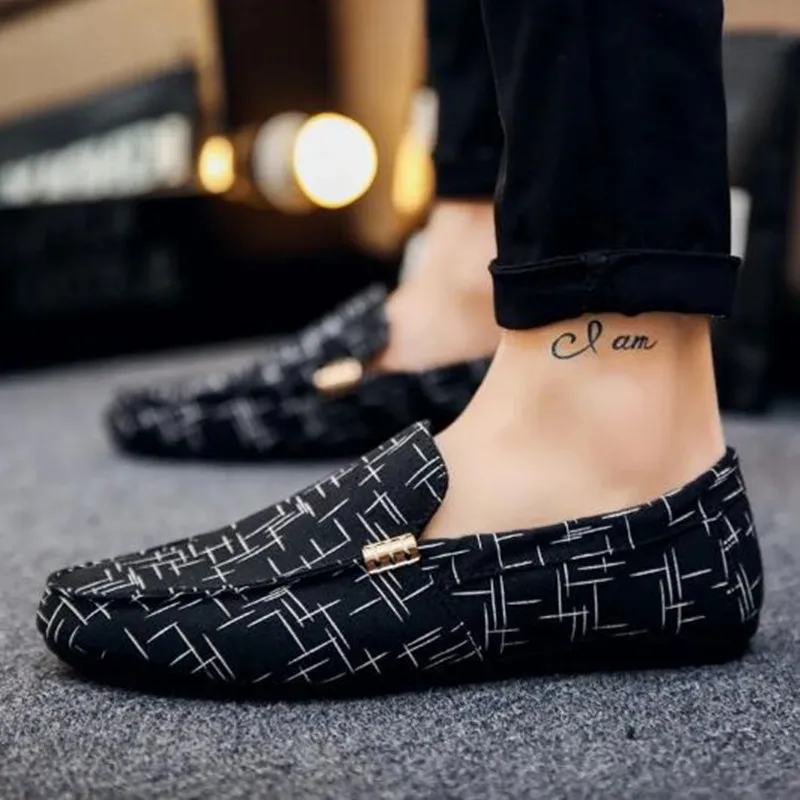

NEW Men's Flat Loafers Comfortable Casual Shoes Breathable Slip-On Soft Driving Shoes Light Moccasins Hombre Men Lazy Shoes 2025