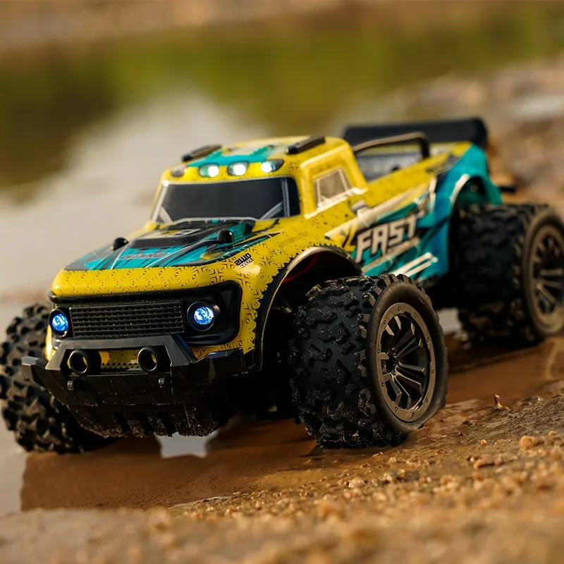 Carro de escalada de alta velocidade para meninos, controle remoto, anti-colisão e resistente a quedas, veículo off-road, 2.4G, carregamento RC Drift Toy, novo